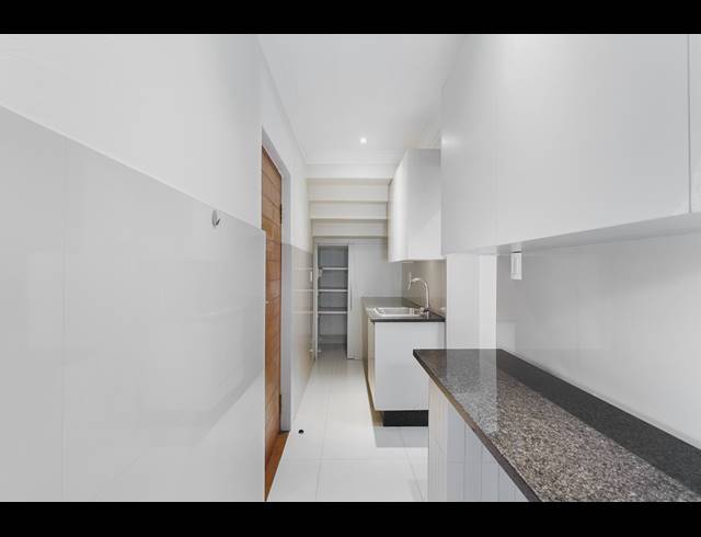 5 BEDROOM HOUSE FOR SALE IN BRYANSTON